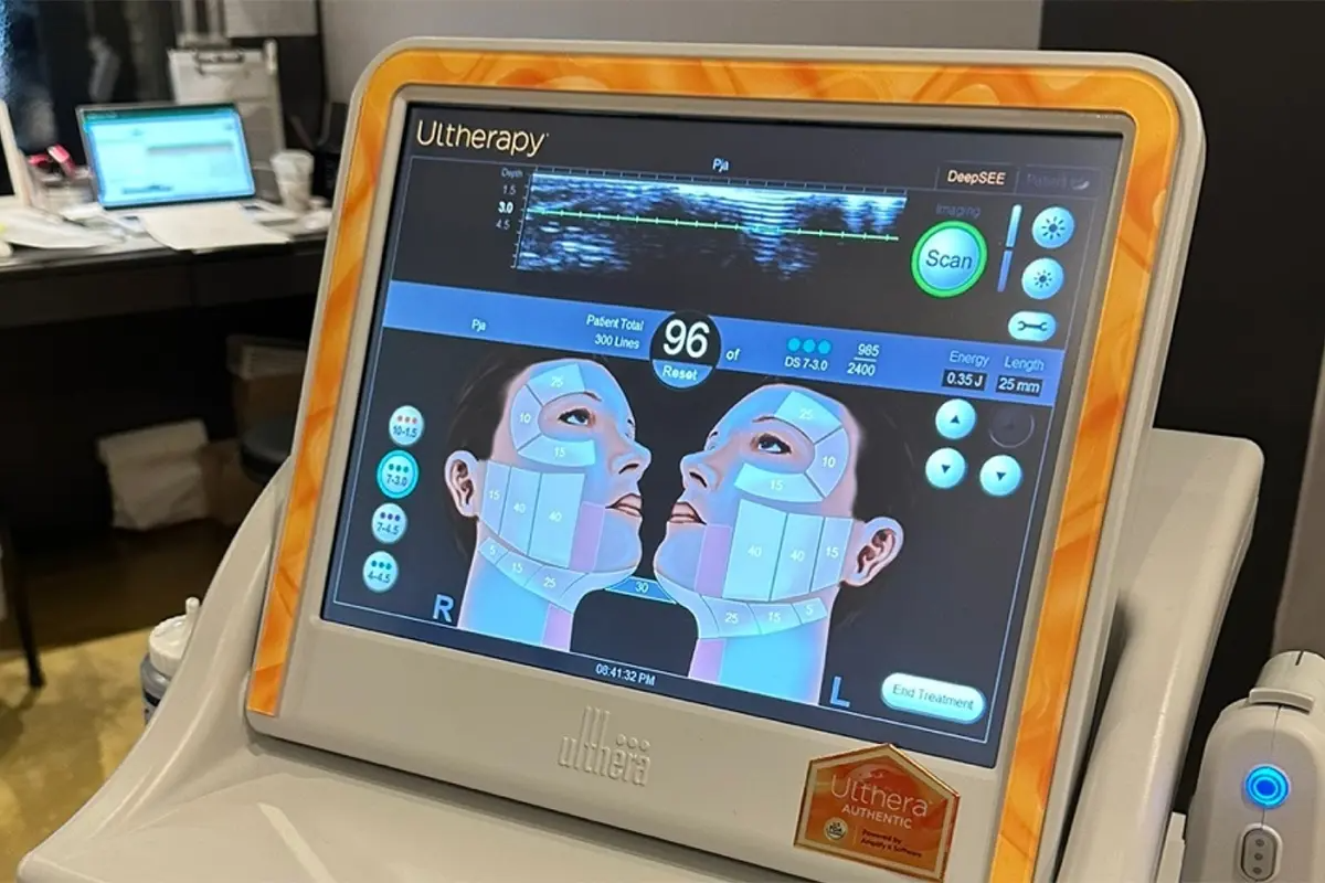 韓國醫美 弘大皮膚管理 皮膚科 美白 音波拉提 弘大入口站 弘大站醫美 弘大站皮膚管理 韓國皮膚管理 韓國拉提 韓國保養 뷰티 弘大醫美 Abijou clinic