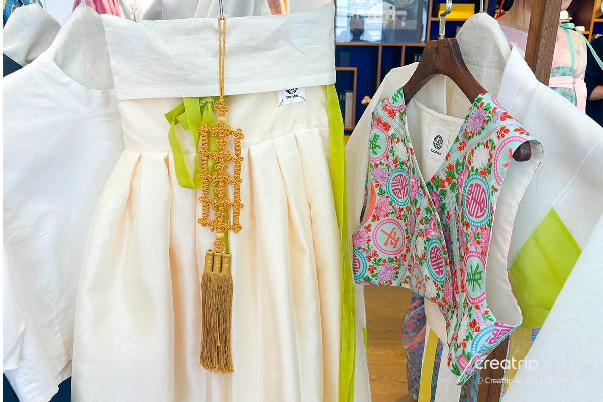 景福宮韓服 韓服店 韓服租借 借韓服 韓服 首爾韓服店 景福宮韓服店 韓服推薦 安國站 景福宮 租韓服 韓服店家 景福宮韓服租借 Danha韓服