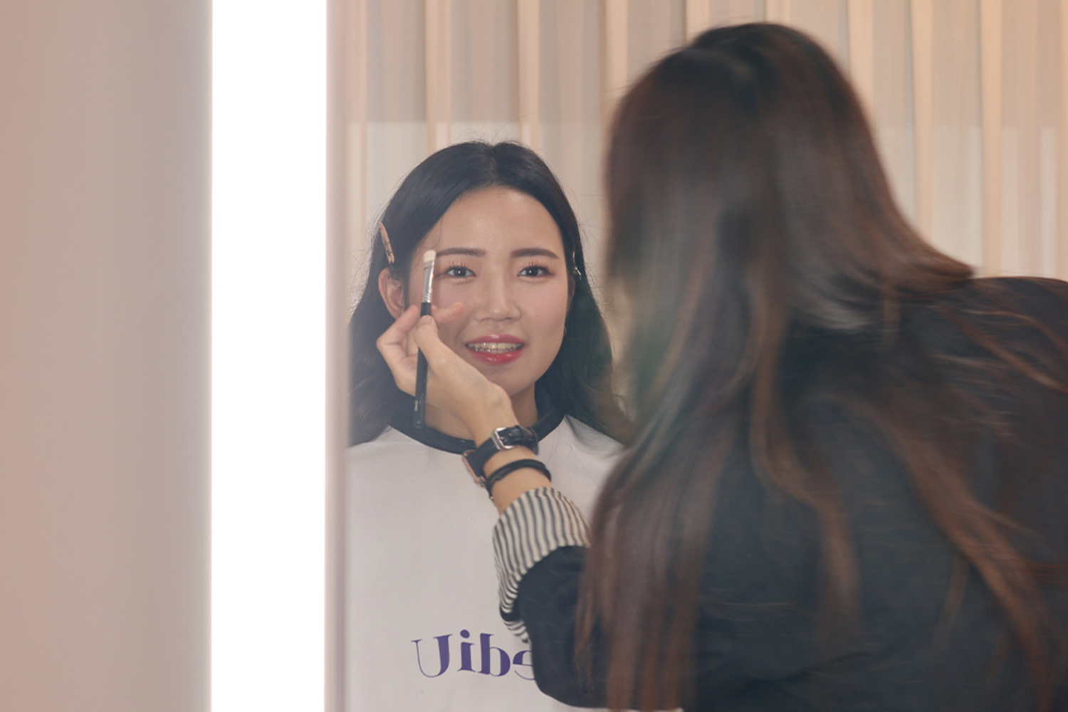 韓国ヘアメイクサロン、韓国アイドルメイクアップ、韓国アイドルメイク体験、韓国美容、韓国メイク、アイドルメイク、韓国アイドル、メイク、メイクアップ、メイク体験、メイクサロン、ヘアメイクサロン、韓国メイクアップ体験、韓国ヘアメイク、韓国メイクサロン、韓国メイクアップサロン、韓国アイドルメイク体験、KPOPアイドルメイク、韓国でメイクしてくれるお店、推し活、推し事、推し活渡韓、GlalaxySウルトラ、GlalaxySUltra、Glalaxyレンタル、スマホレンタル、アイドルケーキ