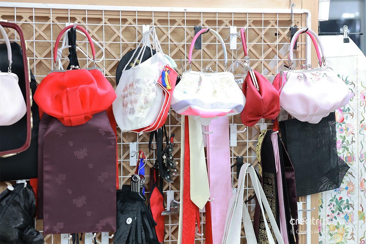 韓服 昌慶宮 昌德宮 昌慶宮韓服 鍾路韓服 鍾路韓服租借 昌慶宮韓服租借 韓國史劇韓服 傳統韓服 古宮韓服 韓國旅遊