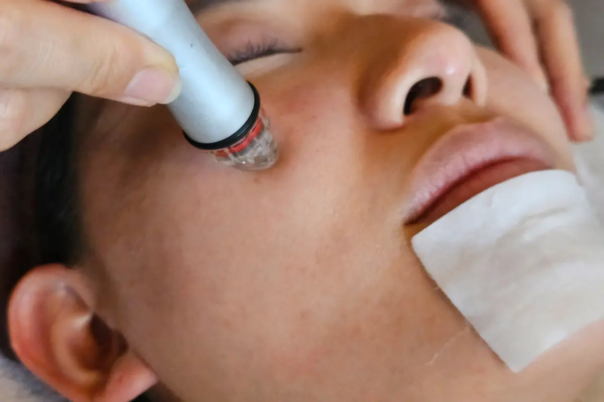 Project U 韩国医美 弘大皮肤管理 皮肤科 美白 音波拉提 弘大入口站 弘大站医美 弘大站皮肤管理 韩国皮肤管理 韩国拉提 韩国保养 뷰티 弘大医美