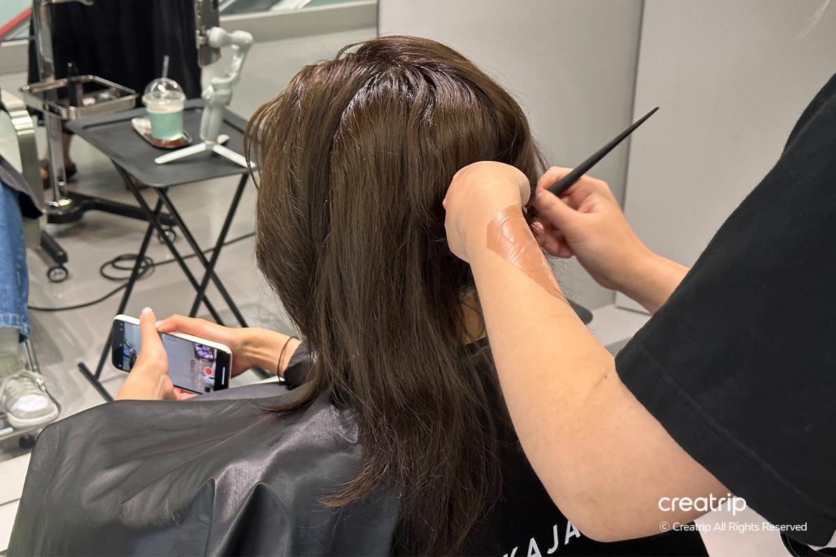 LEEKAJA HAIR LEEKAJA HAIR明洞店 沙龍 韓國染髮 韓系染髮 明洞美髮 頭髮護理 明洞美容院 韓國沙龍 清潭 美髮 染髮 剪髮 護髮 美髮廊 髮廊 美髮院 美容院 韓國美髮 韓國美髮院 韓國髮廊 明洞 首爾美髮 燙髮 美髮推薦