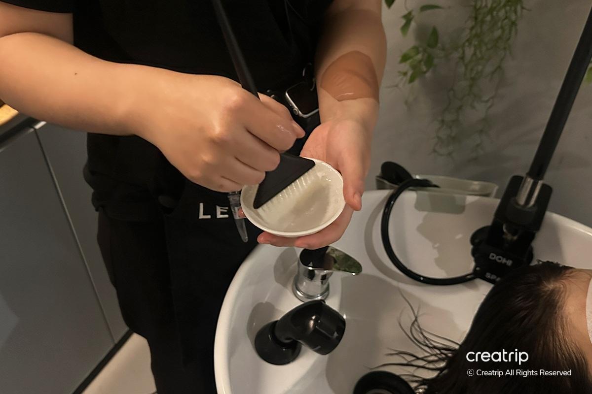 LEEKAJA HAIR LEEKAJA HAIR明洞店 沙龍 韓國染髮 韓系染髮 明洞美髮 頭髮護理 明洞美容院 韓國沙龍 清潭 美髮 染髮 剪髮 護髮 美髮廊 髮廊 美髮院 美容院 韓國美髮 韓國美髮院 韓國髮廊 明洞 首爾美髮 燙髮 美髮推薦