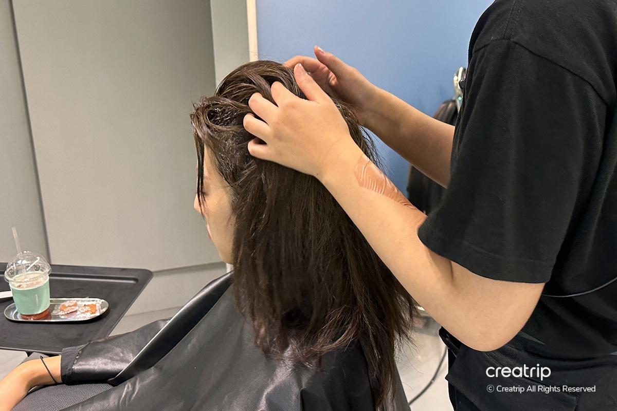 LEEKAJA HAIR LEEKAJA HAIR明洞店 沙龍 韓國染髮 韓系染髮 明洞美髮 頭髮護理 明洞美容院 韓國沙龍 清潭 美髮 染髮 剪髮 護髮 美髮廊 髮廊 美髮院 美容院 韓國美髮 韓國美髮院 韓國髮廊 明洞 首爾美髮 燙髮 美髮推薦