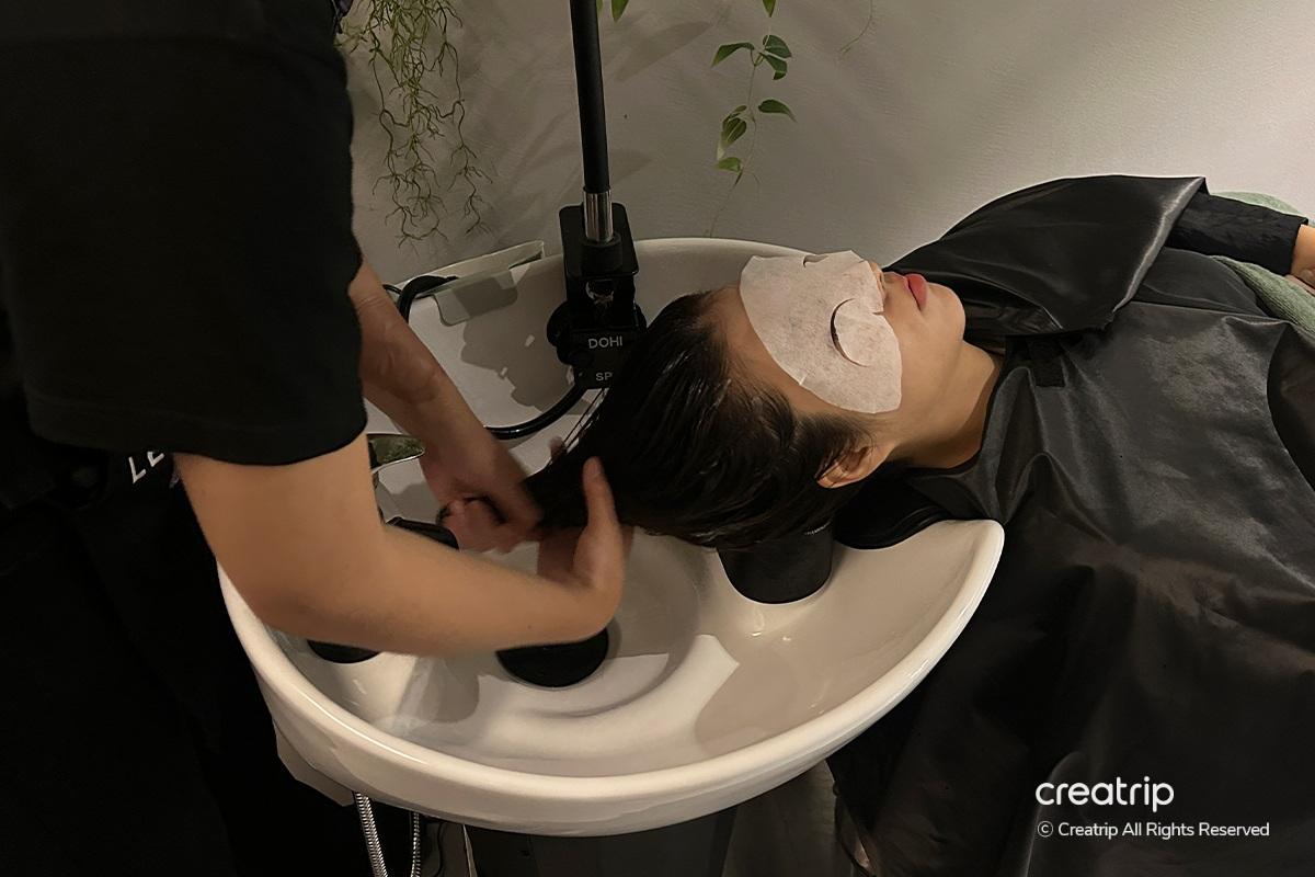 LEEKAJA HAIR LEEKAJA HAIR明洞店 沙龍 韓國染髮 韓系染髮 明洞美髮 頭髮護理 明洞美容院 韓國沙龍 清潭 美髮 染髮 剪髮 護髮 美髮廊 髮廊 美髮院 美容院 韓國美髮 韓國美髮院 韓國髮廊 明洞 首爾美髮 燙髮 美髮推薦