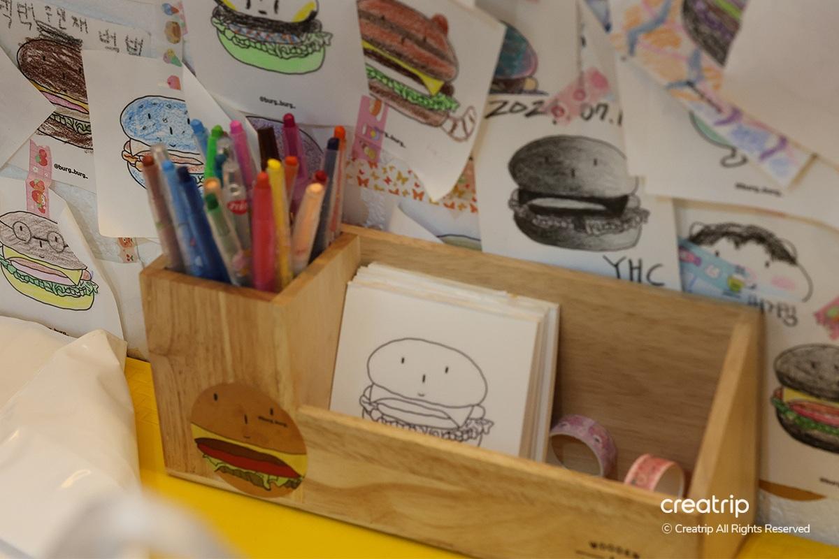 Burg Burg 梨泰院 梨泰院美食 手工漢堡 漢堡 辣雞翅 起司漢堡 Burg Burg梨泰院店