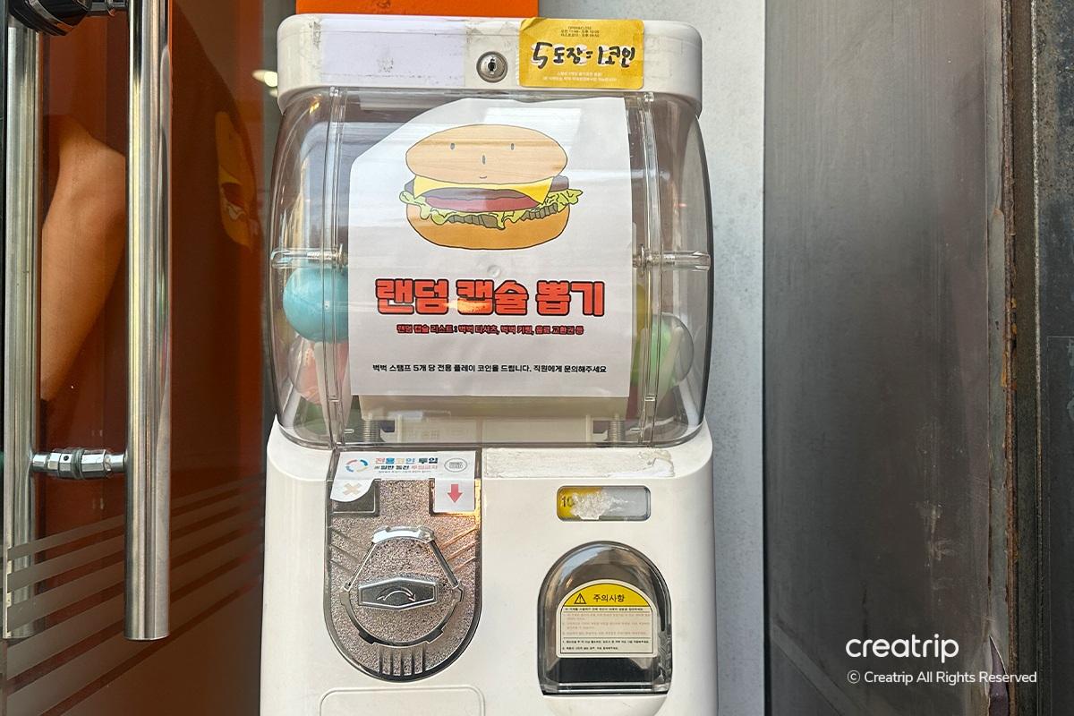 Burg Burg 梨泰院 梨泰院美食 手工漢堡 漢堡 辣雞翅 起司漢堡 Burg Burg梨泰院店