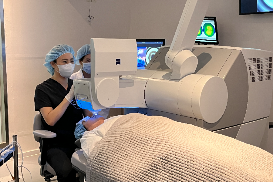 韓國近視雷射 推薦 韓國全飛秒SMILE 手術推薦 評價 首爾江南 眼科診所 雷射