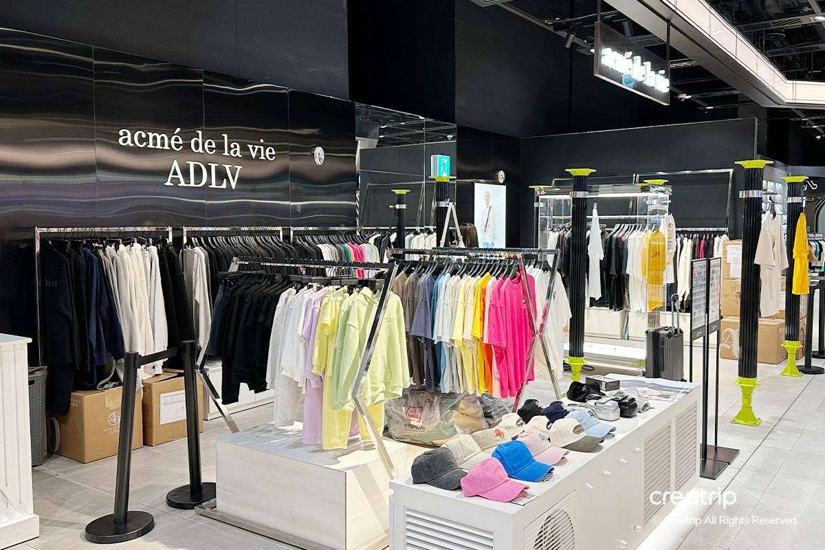 Verish品牌店內展示各類內衣選項,時尚且齊全吸引消費者。