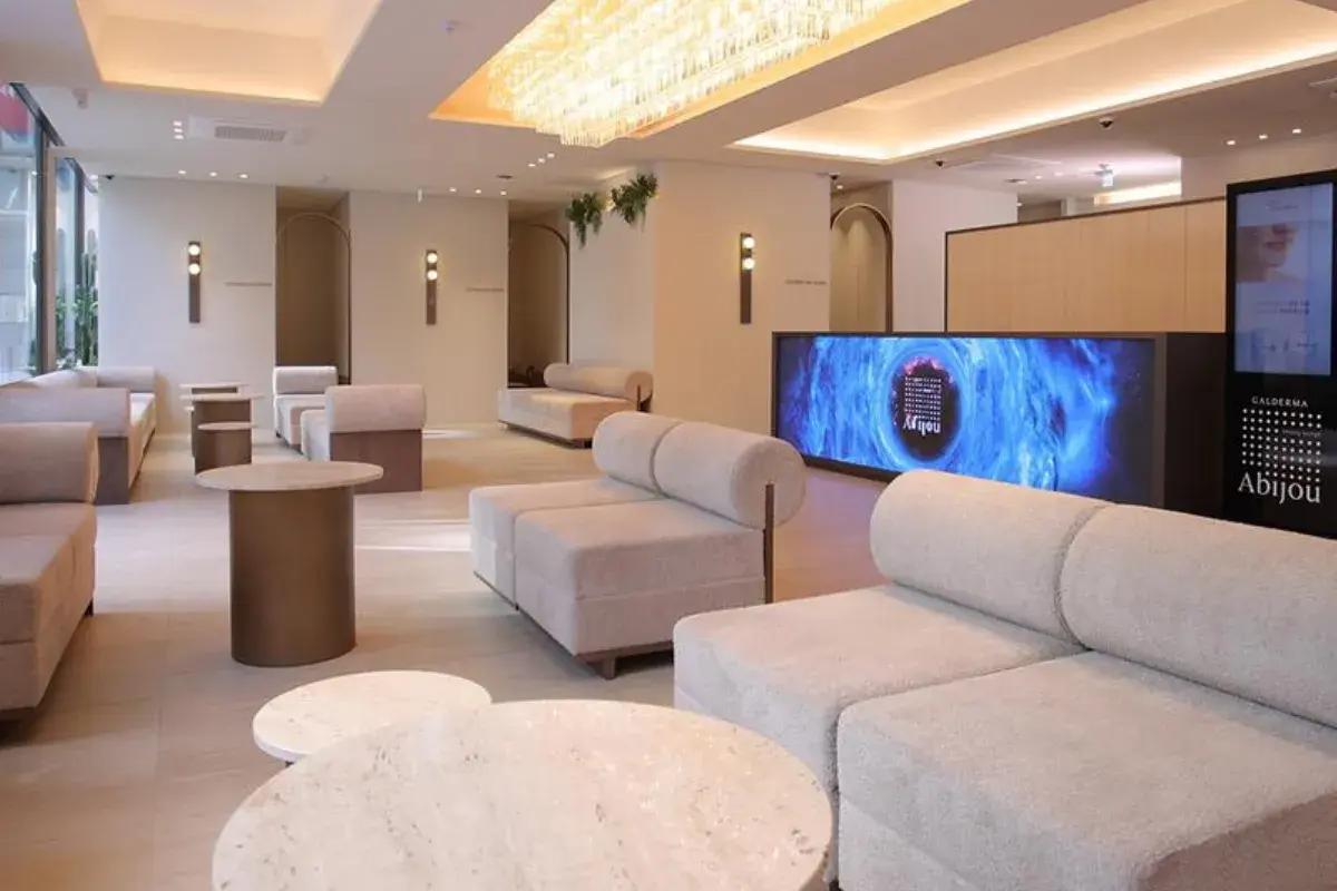 Luxury seating area in Abijou Clinic with elegant and modern decor, featured in Myeongdong.