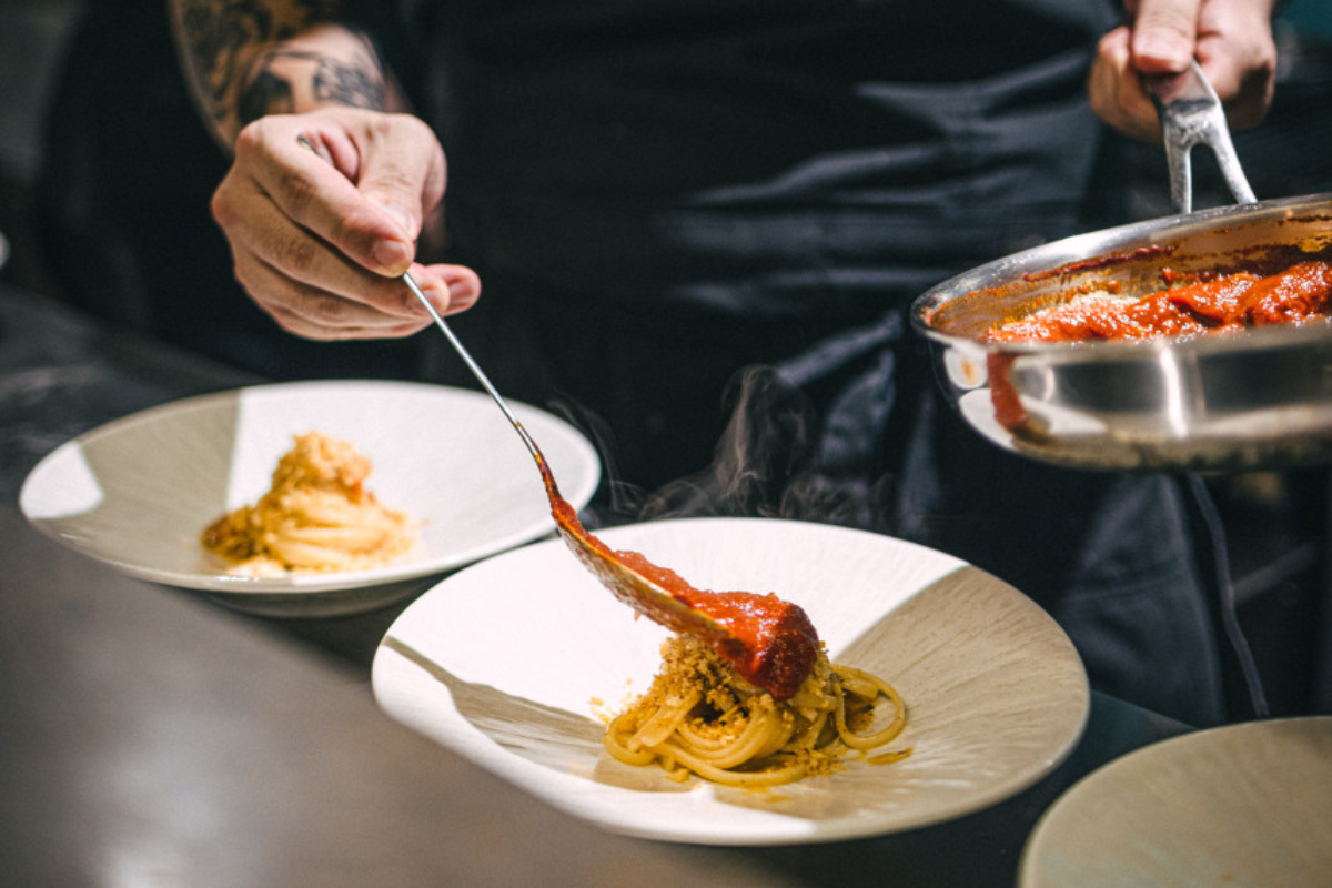 黑白大廚 흑백요리사 Netflix 韓國餐廳 韓國美食 白湯匙大廚餐廳 黑湯匙大廚餐廳 拿坡里美味黑手黨 나폴리 맛피아