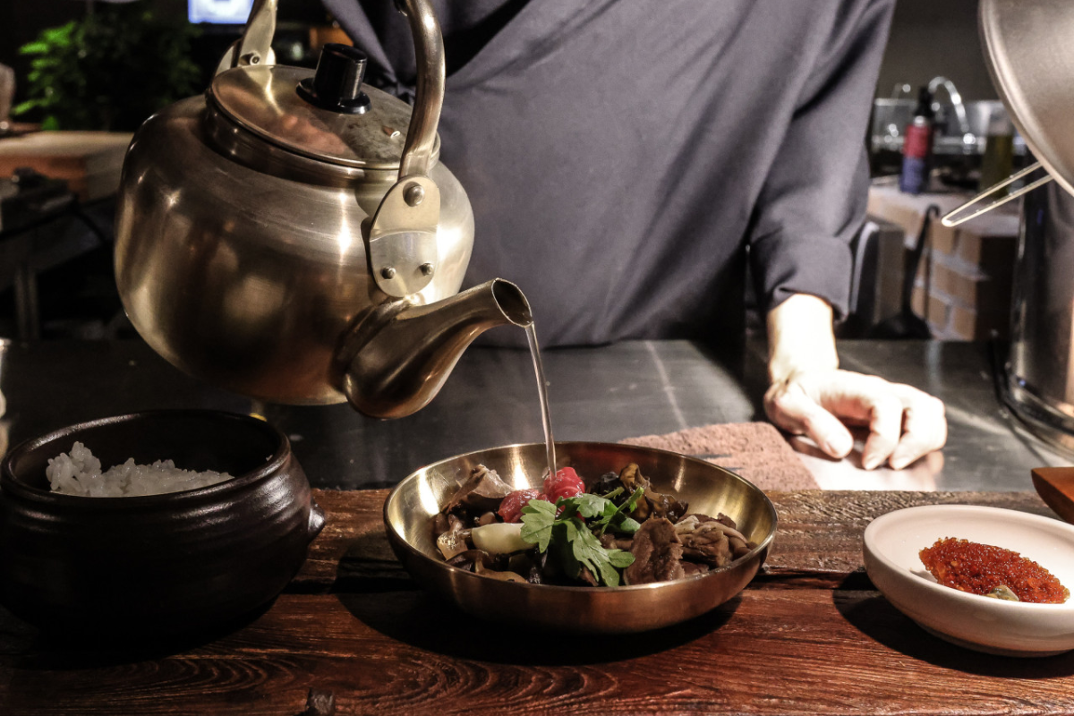 黑白大廚 흑백요리사 Netflix 韓國餐廳 韓國美食 白湯匙大廚餐廳 黑湯匙大廚餐廳 崔地亨 최지형