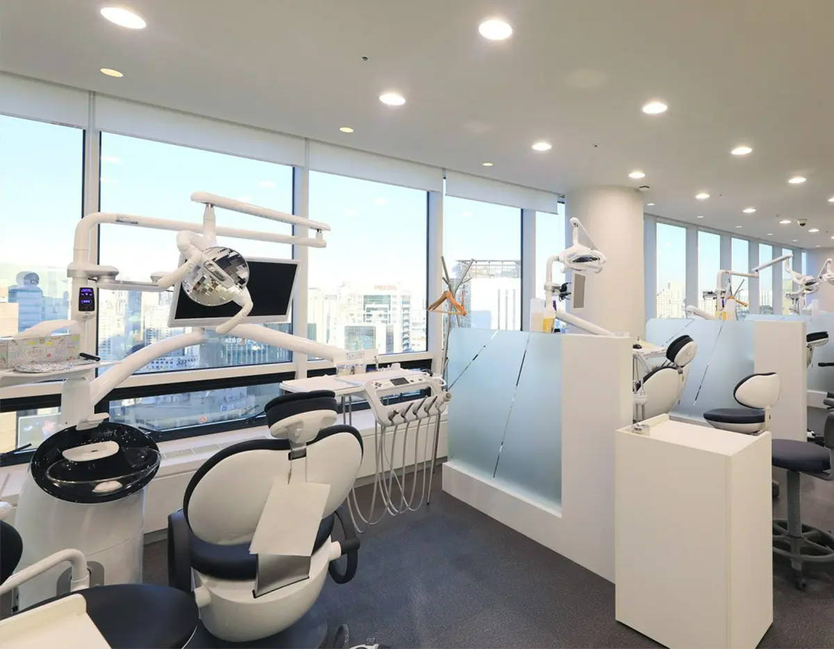 韓國牙科 韓國牙醫 韓國牙齒美白 韓國美白 韓國洗牙 韓國牙科診所 韓國牙齒美白價錢 收費比較 推薦牙科診所 陶瓷牙貼 箍牙 延世Uline牙科