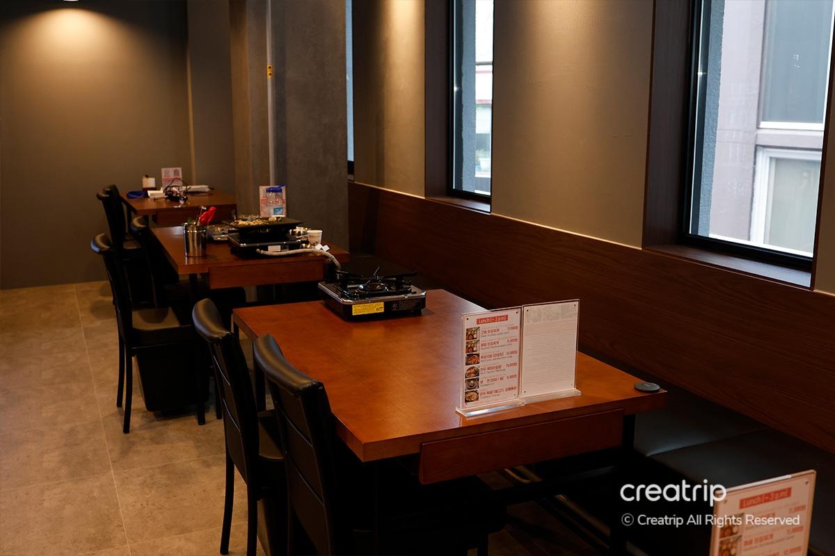 首爾五花肉 烤肉 生拌牛肉 烤肉店 益善洞牧場 明洞美食店 首爾美食 韓國烤肉 明洞美食