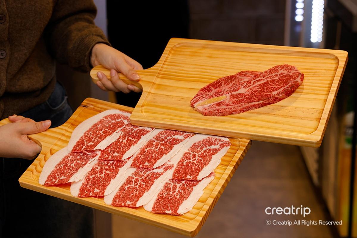 首爾五花肉 烤肉 生拌牛肉 烤肉店 益善洞牧場 明洞美食店 首爾美食 韓國烤肉 明洞美食