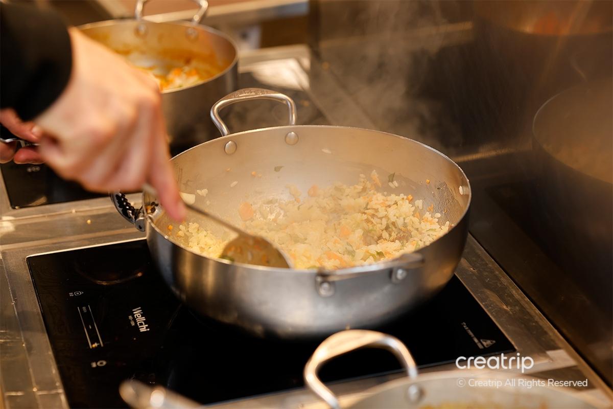 圣水站 圣水美食 刀削面 韩国刀削面 崔家蕈菇火锅刀削面