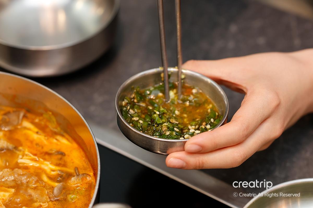 圣水站 圣水美食 刀削面 韩国刀削面 崔家蕈菇火锅刀削面