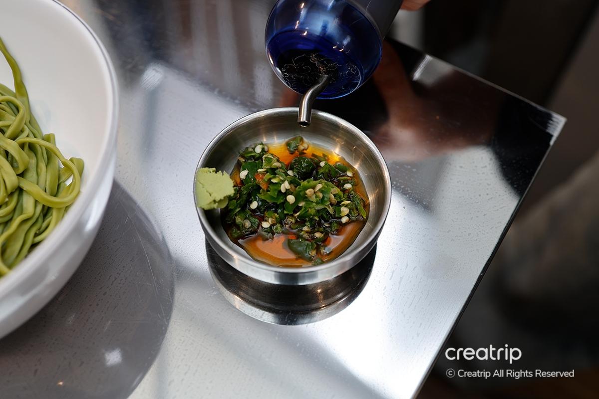 圣水站 圣水美食 刀削面 韩国刀削面 崔家蕈菇火锅刀削面