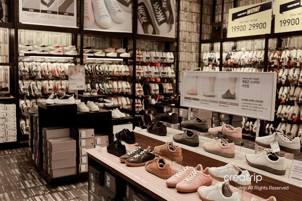 運動鞋 皮鞋 輕便鞋 弘大購物 Shoopen 鞋子購物 球鞋 樂福鞋 K-fashion K時尚 弘大SHOOPEN 韓國鞋款