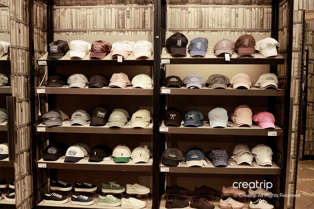 運動鞋 皮鞋 輕便鞋 弘大購物 Shoopen 鞋子購物 球鞋 樂福鞋 K-fashion K時尚 弘大SHOOPEN 韓國鞋款