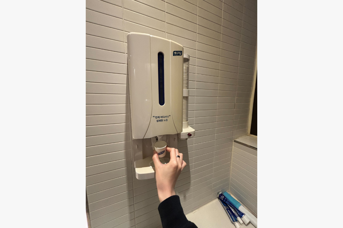 韓國牙齒護理 韓國牙科 韓國牙醫 韓國美白牙齒 陶瓷牙齒貼片 藍光美白 零磨牙陶瓷牙齒貼片 韓國牙齒清潔 韓國牙齒保健 韓國牙齒美白 韓國牙齒矯正 首爾牙科 首爾牙科推薦