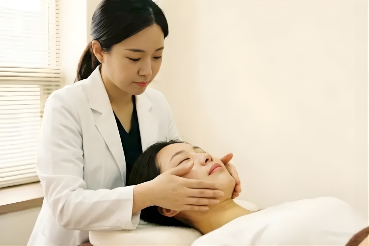 顔の非対称矯正の様子