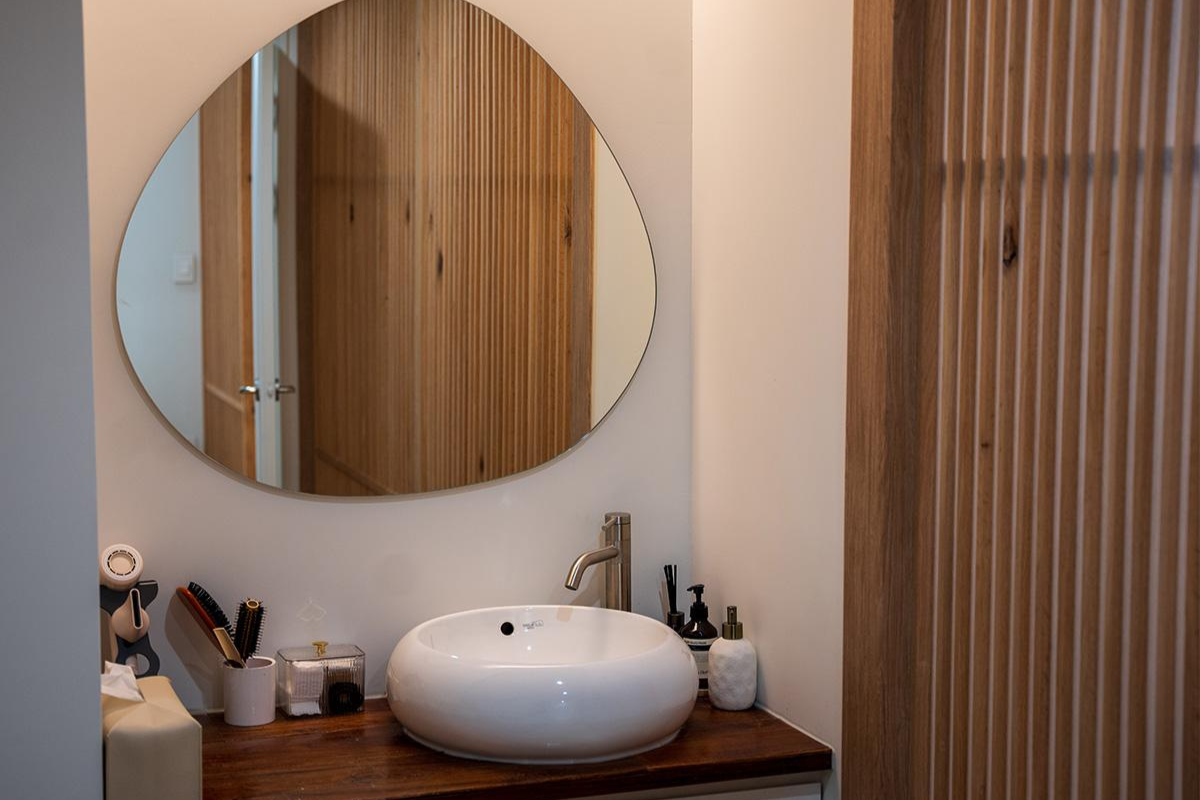 Seoul medical aesthetics clinic recommendations
Non-assembly line medical aesthetics
Professional doctor consultations for medical aesthetics
Seoul medical aesthetics specialists
Consultations for Seoul medical aesthetics treatments
Seoul medical aesthetics clinic reviews
Medical aesthetics clinic price comparison
Korean medical aesthetics information
Creatrip Korean medical aesthetics reservations