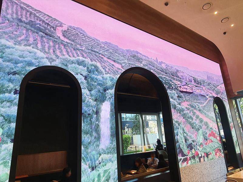 closeup photo of led projecttion of artwork by korean artist Lee Kyu-tae at byeoldabang 