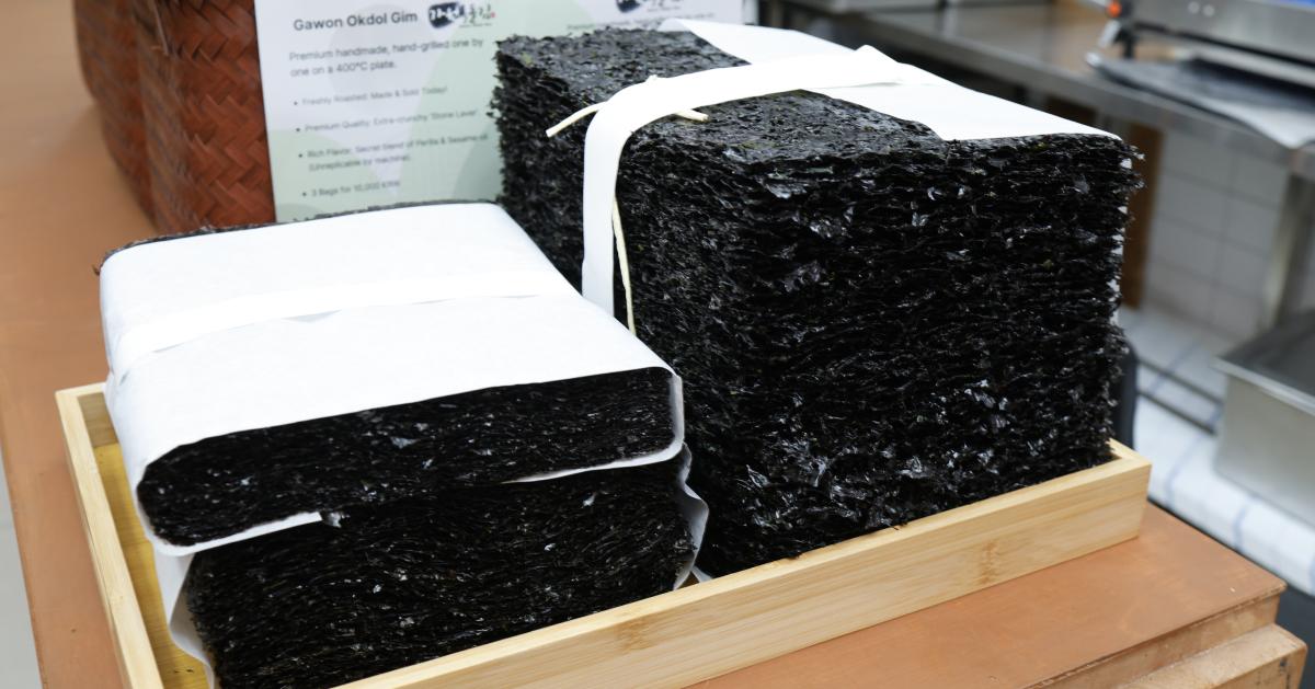 Gawon Okdol Gim Myeongdong | The only handmade gopchang gim made with perilla oil you can taste only in Korea