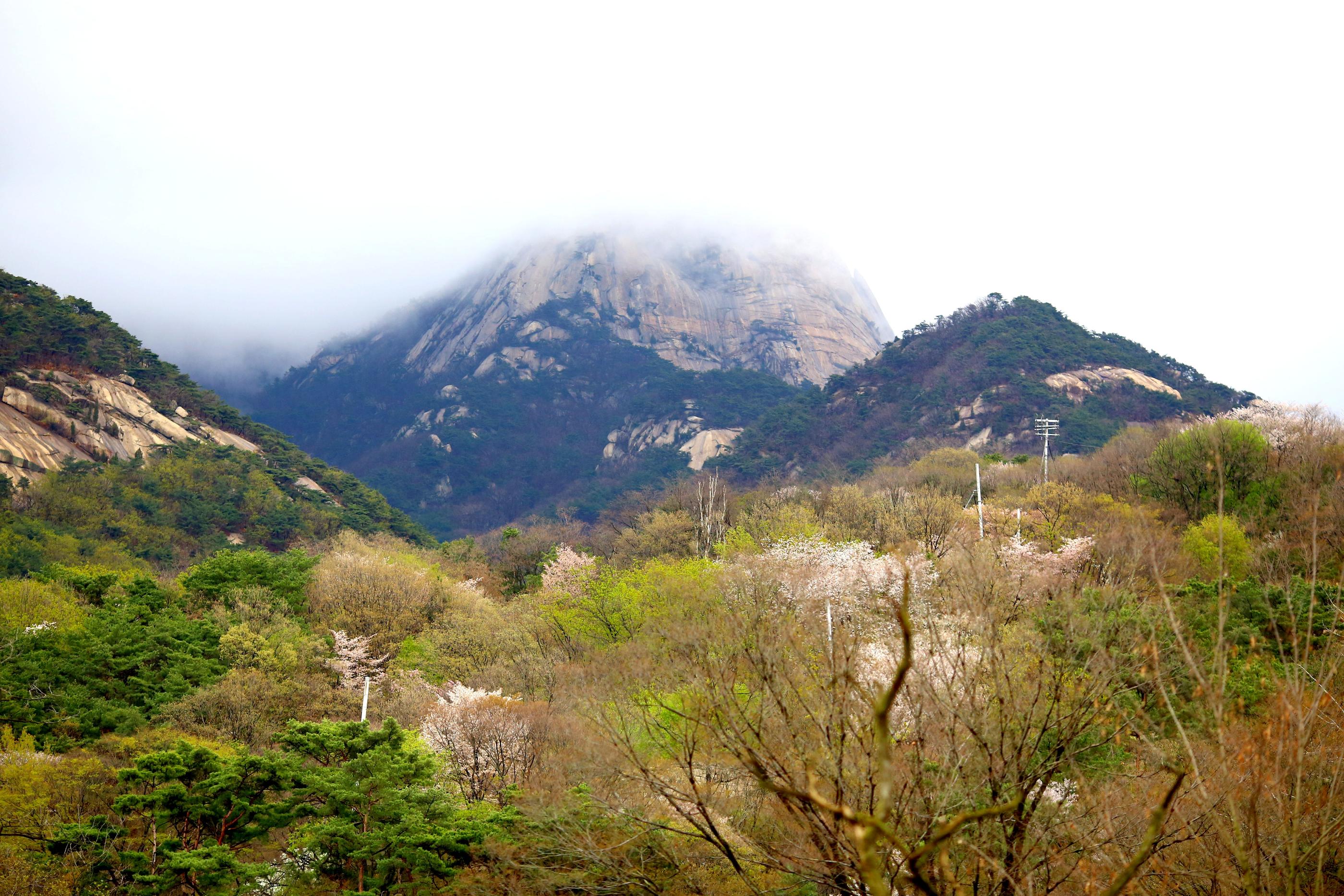 北漢山國立公園首爾近郊行山路線，香港旅客可搭公共交通輕鬆前往