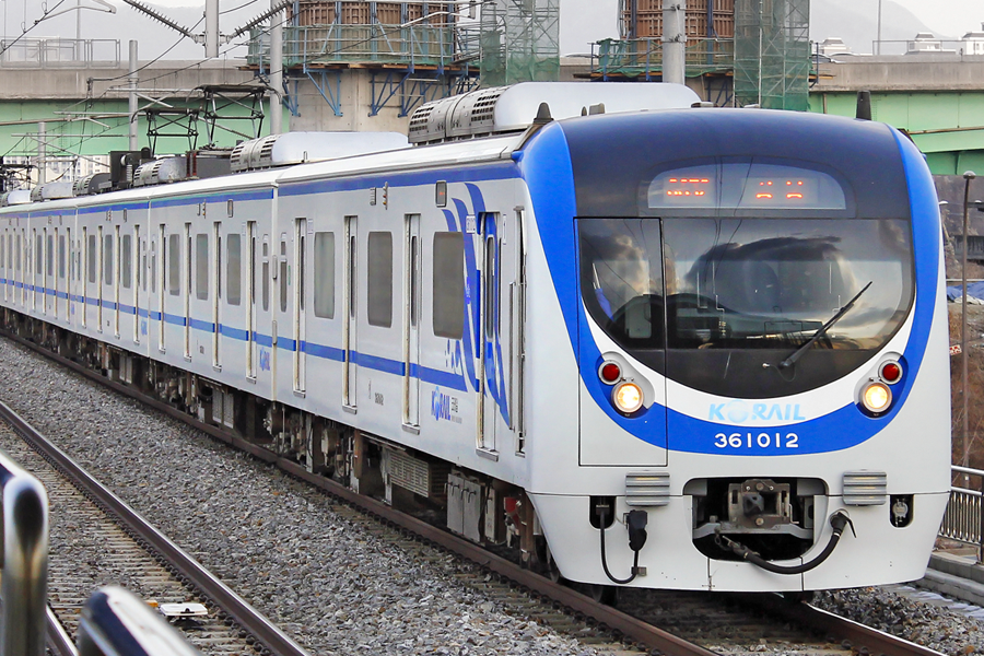 ITX‐青春、京春線、南怡島、加平、春川、上鳳駅、忘憂駅