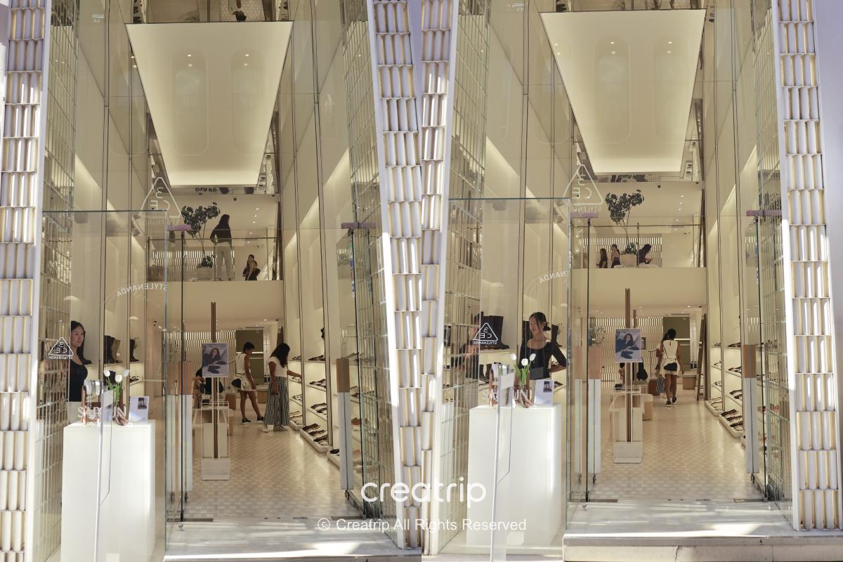 Exterior entrance of SAPPUN Myeongdong Stage on the Myeongdong shopping street