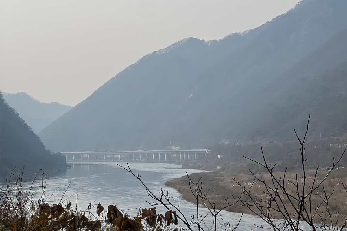 韓国地方旅行、韓国観光地、江原道、カンウォンド、春川、チュンチョン、江村レールバイク、金裕貞駅