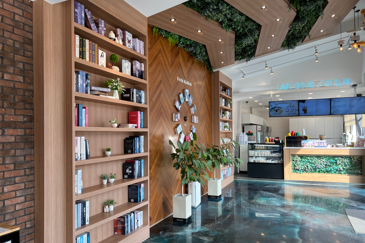 韓国地方旅行、韓国観光地、江原道、カンウォンド、春川、チュンチョン、江村レールバイク、金裕貞駅