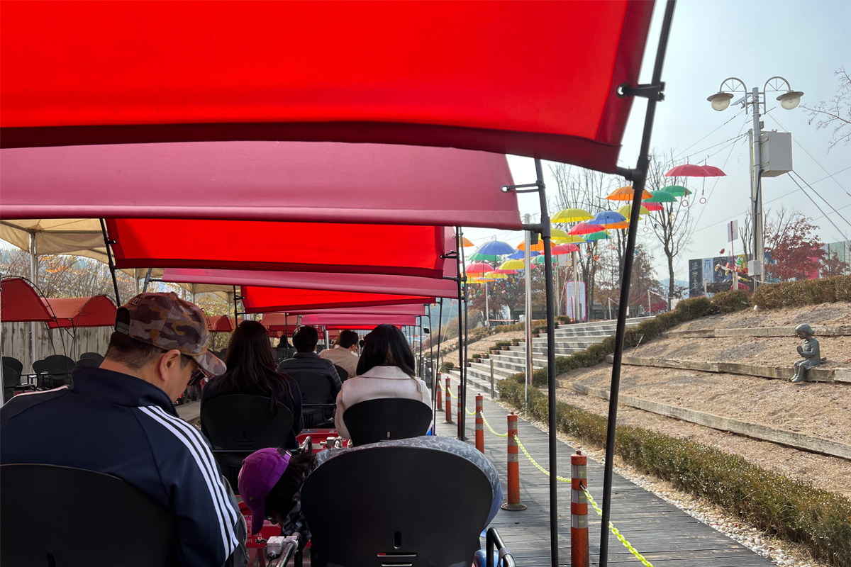 韓国地方旅行、韓国観光地、江原道、カンウォンド、春川、チュンチョン、江村レールバイク、金裕貞駅