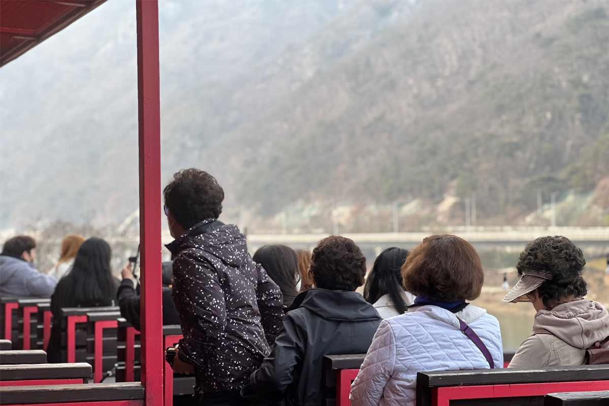 韓国地方旅行、韓国観光地、江原道、カンウォンド、春川、チュンチョン、江村レールバイク、金裕貞駅