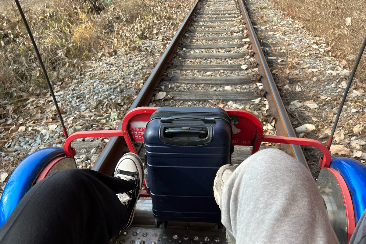 韓国地方旅行、韓国観光地、江原道、カンウォンド、春川、チュンチョン、江村レールバイク、金裕貞駅