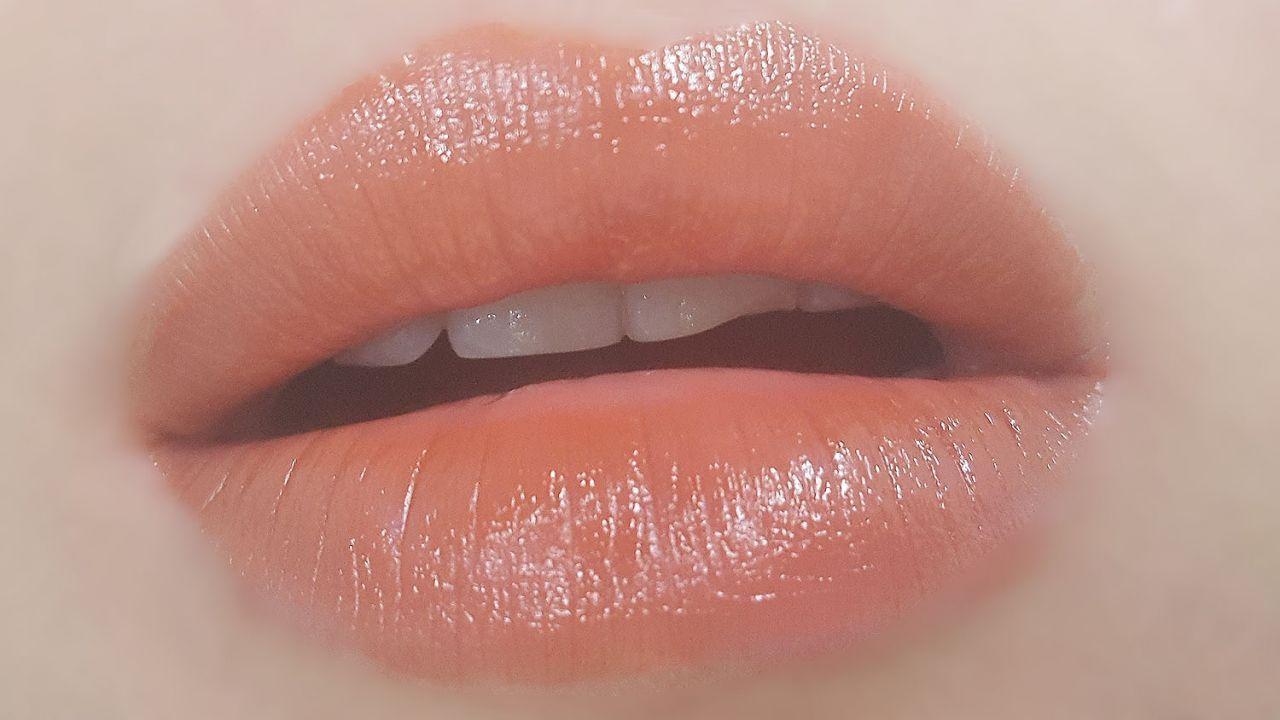 Full-lip application of 3CE Mood Recipe shade #116 INKED HEART, demonstrating vibrant payoff.