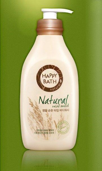Happy Bath纯净香氛沐浴乳，奶油金色包装，背景有小麦耳饰图案，宣传其温和无害特点，非常适合婴儿肌使用。
