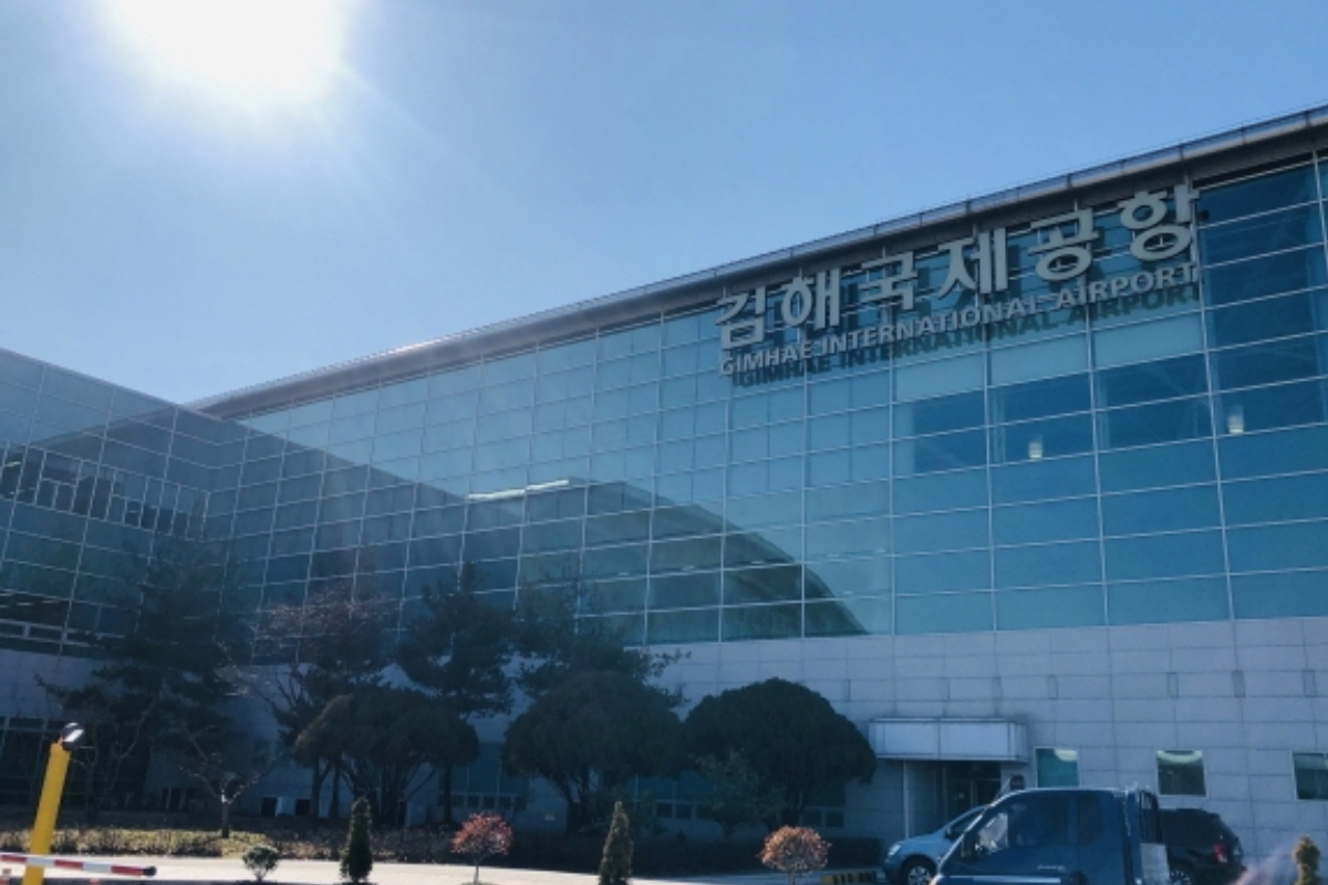 金海國際機場 - 釜山直航機飛行交通信息