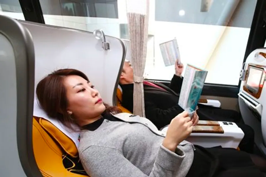 KTX、SRT、高速列車、釜山、ムグンファ号、韓国国内線、金海空港、金浦空港、ソウル、東大邱、大田、長距離バス、高速バス