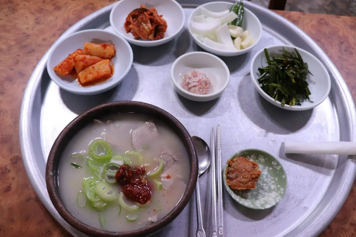 釜山美食 釜山豬肉湯飯 推薦 2025 釜山湯飯店推薦 釜山必吃