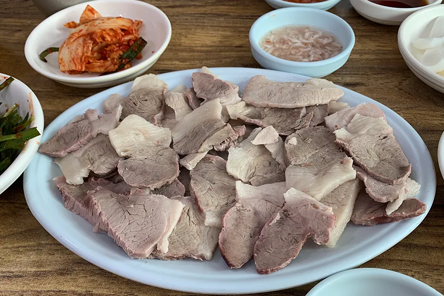 釜山美食 釜山豬肉湯飯 推薦 2025 釜山湯飯店推薦 釜山必吃