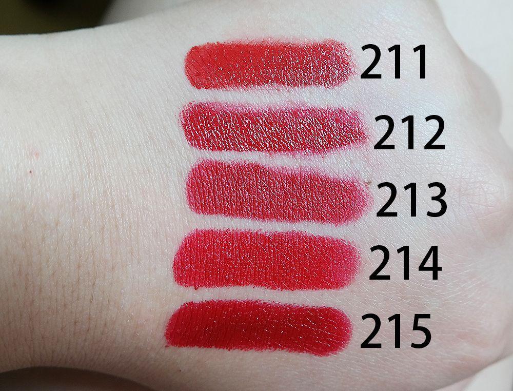 展示五种色号的3CE红色系列口红