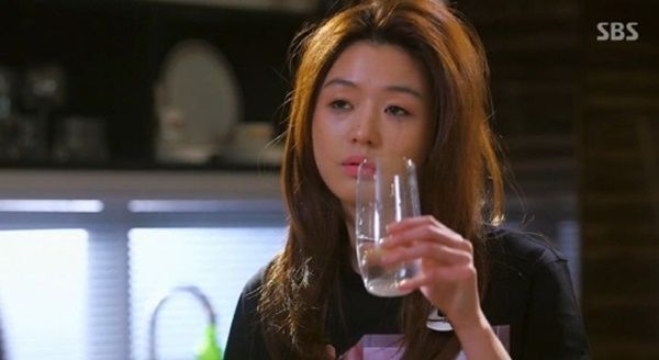 Vài nét về văn hóa uống rượu ở Hàn Quốc sẽ khiến bạn có cái nhìn khác về đất nước này 