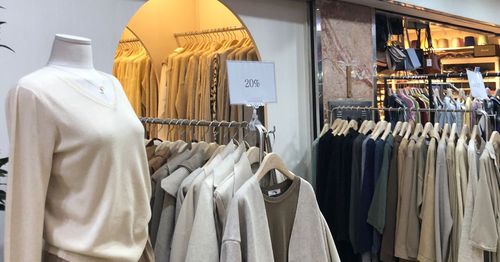 อัพเดทเทรนด์ล่าสุดของเสื้อผ้าฤดูใบไม้ร่วง 2019!「พูพยอง อันเดอร์กราวด์」แหล่งช้อปปิ้งใต้ดินที่ใหญ่ที่สุดในเกาหลี