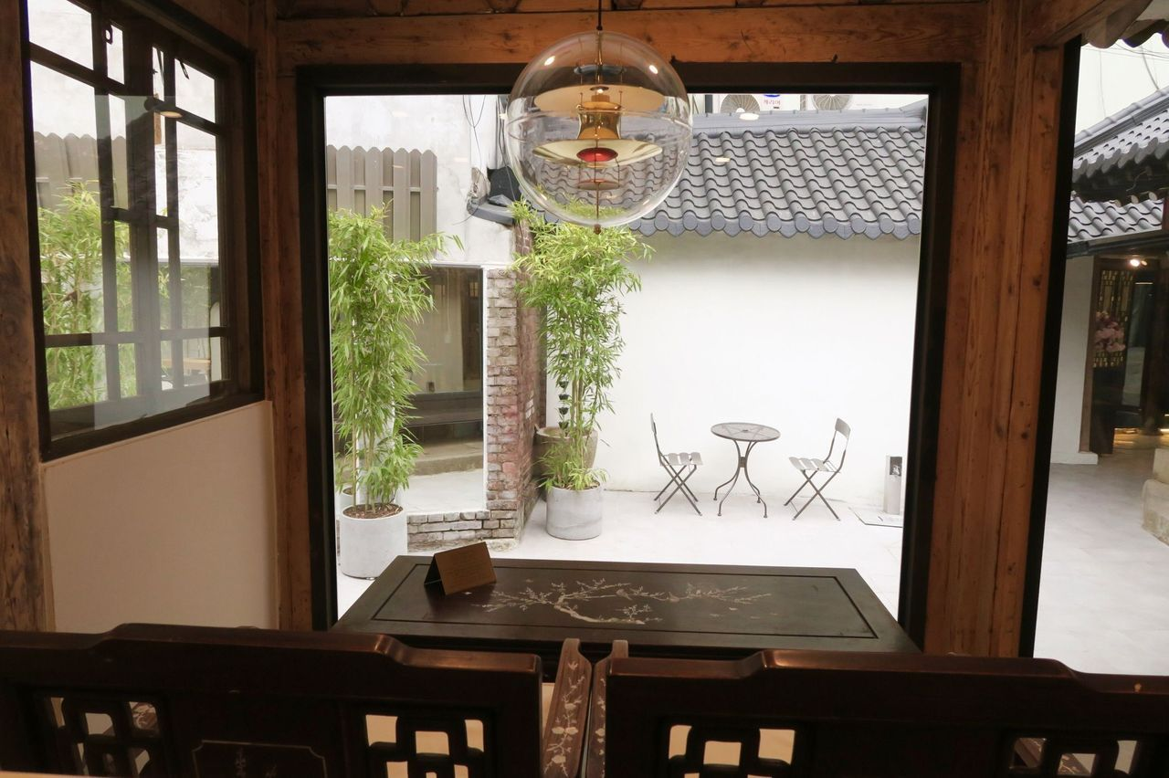 Seoul Hanok Cafe Recommendation 7 amazing hanok cafes you can go to right now in Seoul!