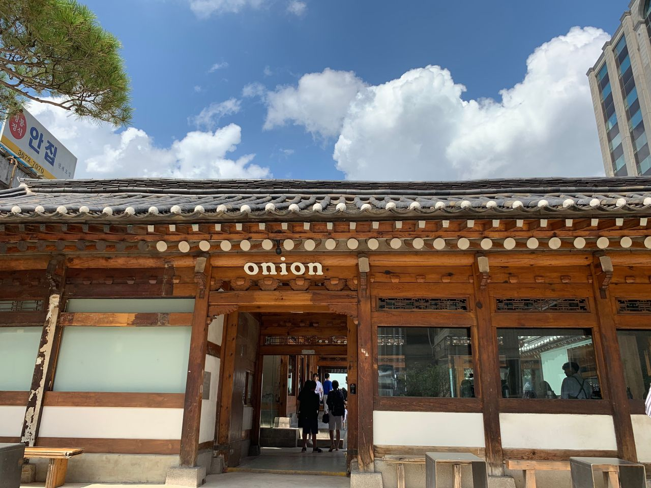 Seoul Hanok Cafe Recommendation 7 amazing hanok cafes you can go to right now in Seoul!