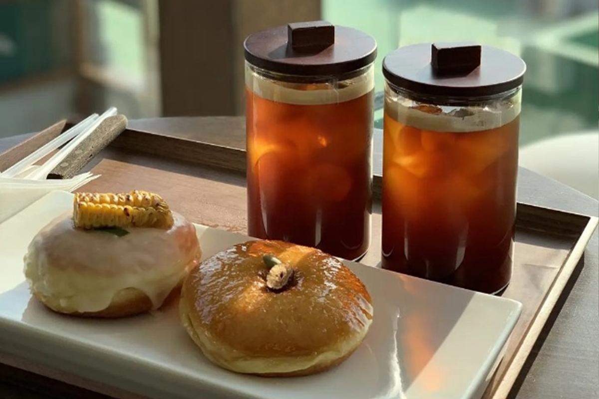 韓国、韓国旅行、韓国観光、ソウル、ソウル旅行、韓国カフェ、ソウルカフェ、韓国カフェ巡り、韓屋カフェ、韓屋村、北村、恩平、韓国伝統、韓国文化、三清洞、城北洞、韓国デザート、伝統菓子、伝統茶、オミジャ茶、パッピンス