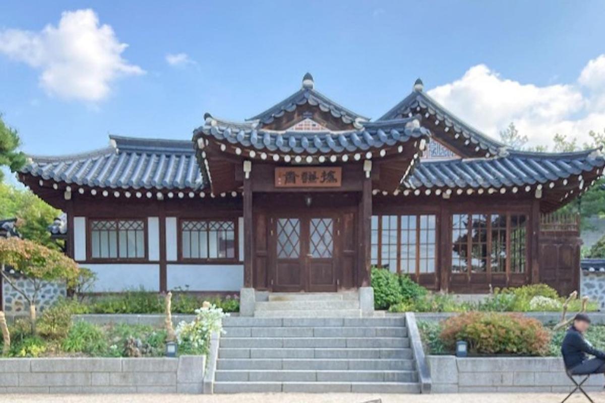 韓国、韓国旅行、韓国観光、ソウル、ソウル旅行、韓国カフェ、ソウルカフェ、韓国カフェ巡り、韓屋カフェ、韓屋村、北村、恩平、韓国伝統、韓国文化、三清洞、城北洞、韓国デザート、伝統菓子、伝統茶、オミジャ茶、パッピンス